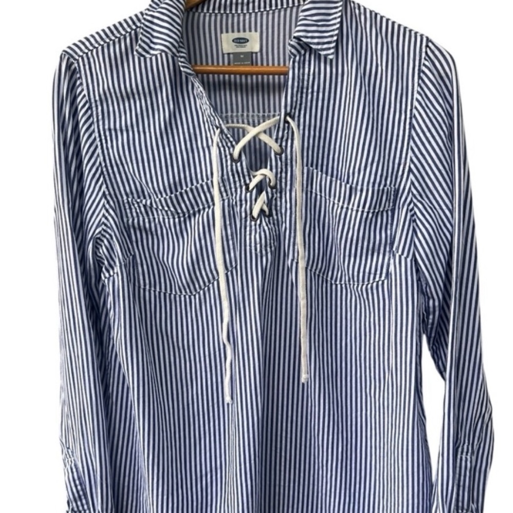 Old Navy Navy and White Lace-Up Top